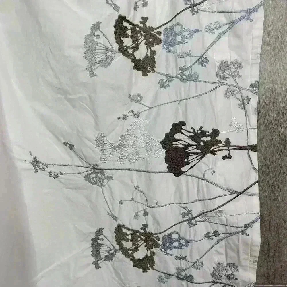 Margaret Muir 2 Pillow Shams White Floral Embroidery 26